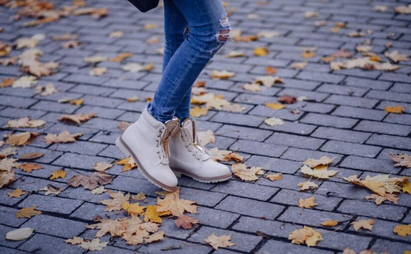 ¡Qué exquisitez, ya la traigo, aguárdenme! ¡no vayan a comenzar sin mí!